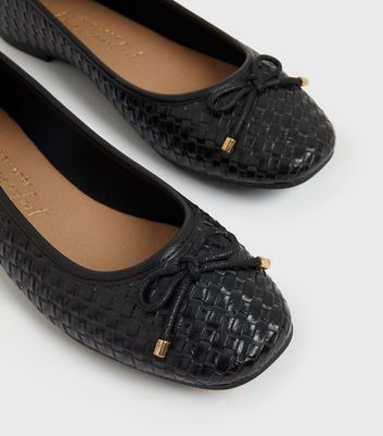 Black best sale woven shoes