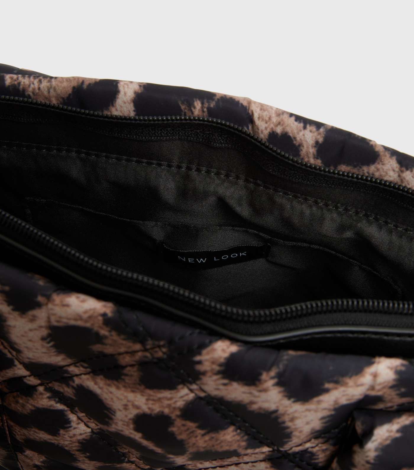 Brown Leopard Print Tote Bag Image 4