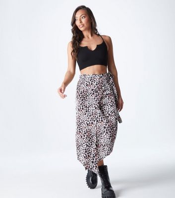 Mid length leopard outlet skirts 18 inch drop