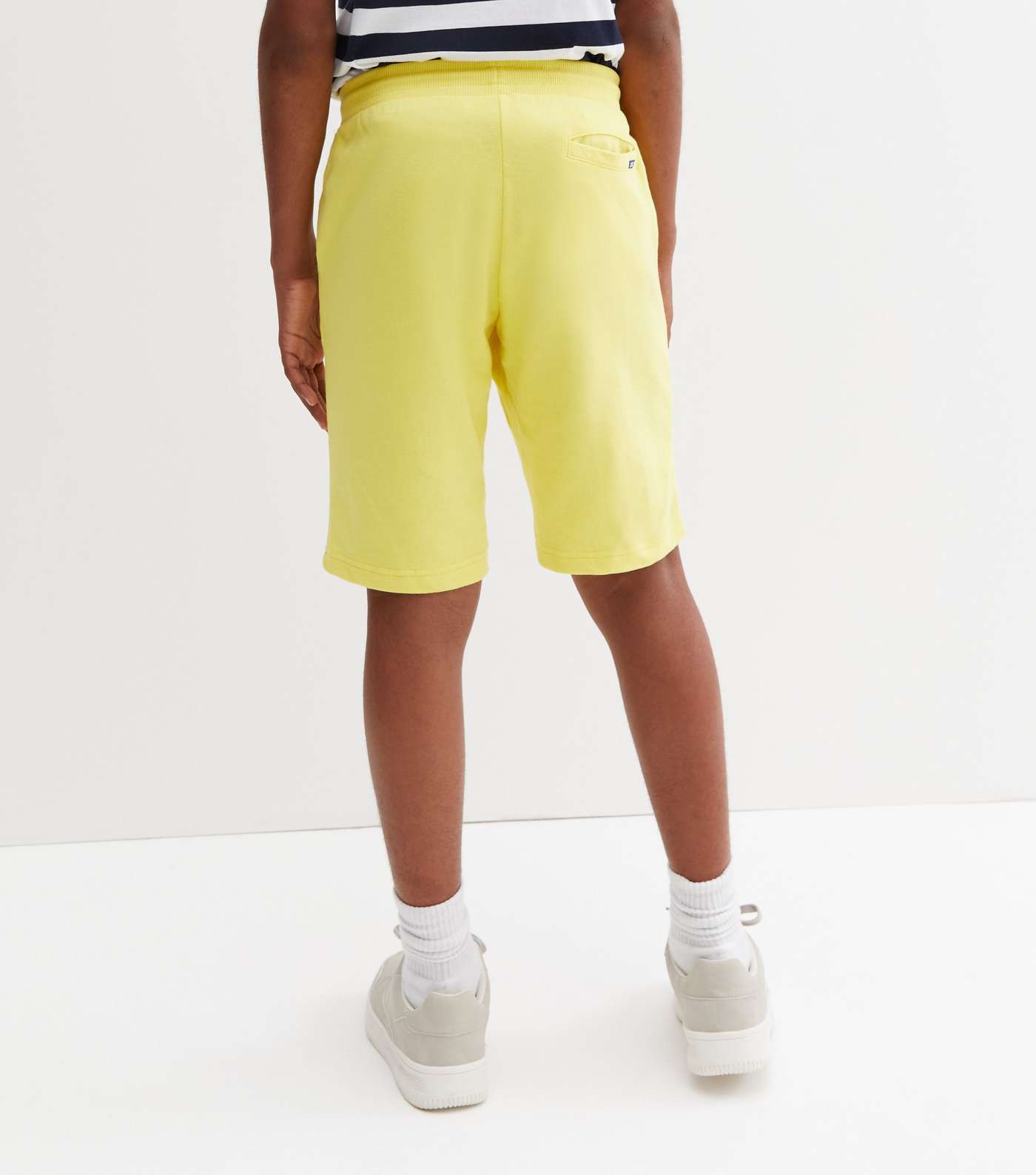 Jack & Jones Junior Yellow Jogger Shorts Image 4