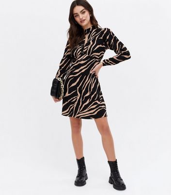 Brown Zebra Print Crinkle Keyhole Mini Tea Dress New Look