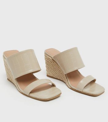 tan mule wedges