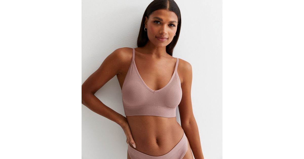 Basic deep V seamless bralette for small chest with thicker pads