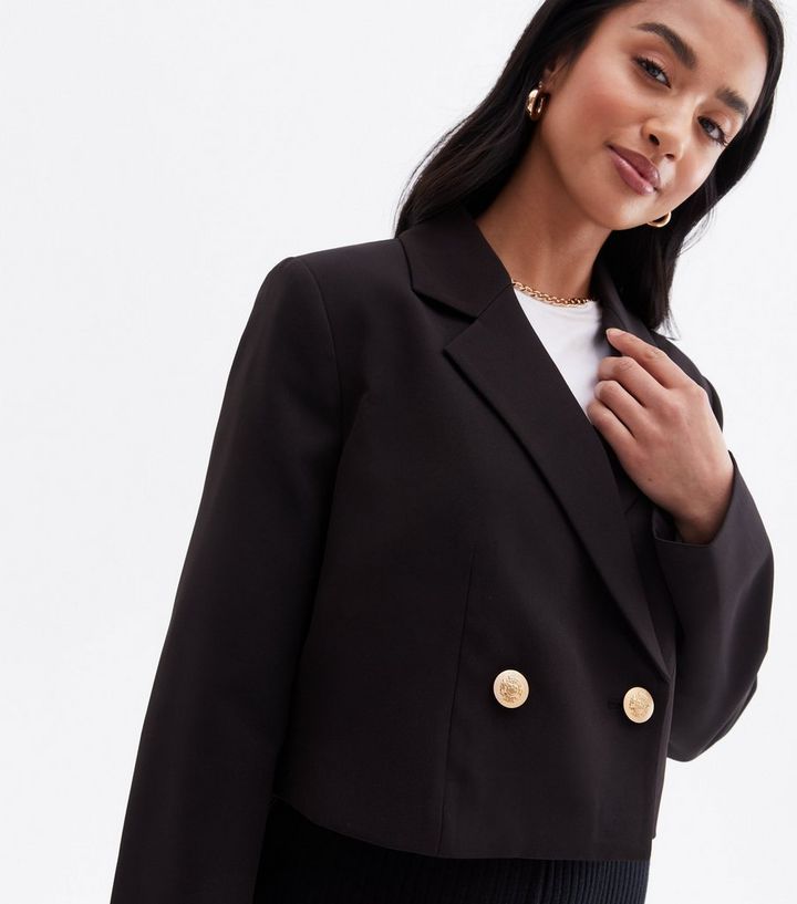 Petite Black Long Sleeve Crop Blazer | New Look Petite Black Long Sleeve Crop Blazer | New Look