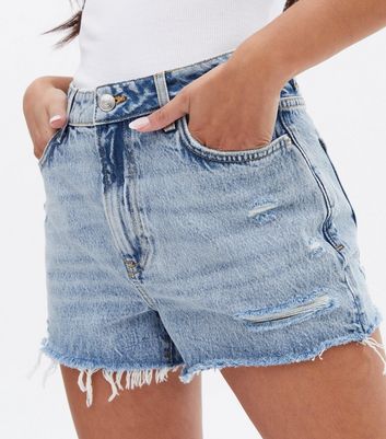 Petite Blue Denim Mom Shorts New Look