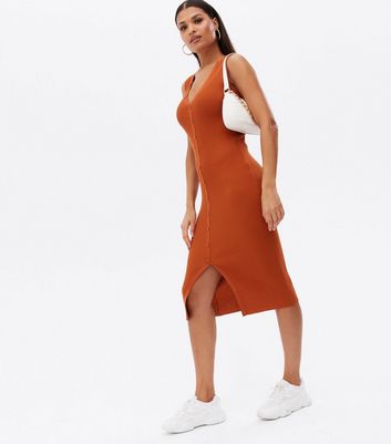 Button bodycon midi outlet dress