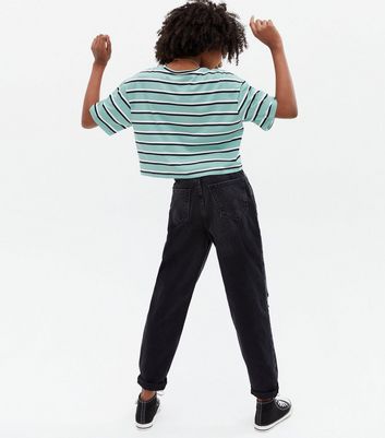 black oversized mom jeans