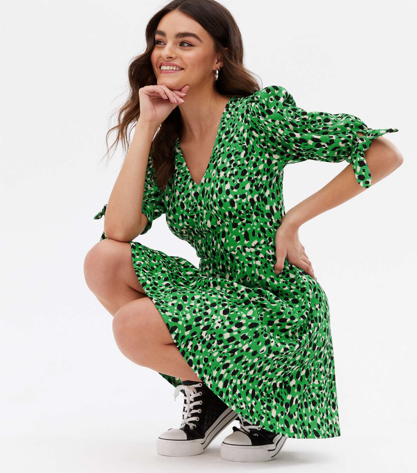 Green Leopard Print Crinkle Jersey Mini Dress Image 2
