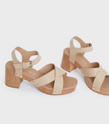 Light brown 2025 block heels