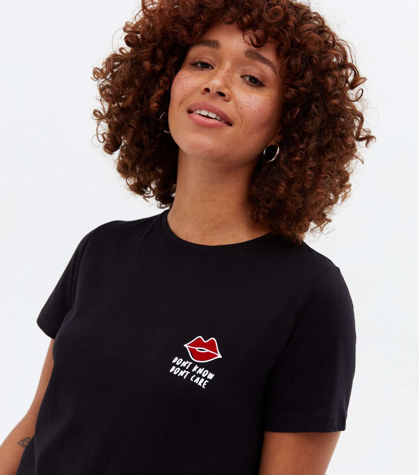 Black Dont Care Lips Logo T-Shirt Image 3