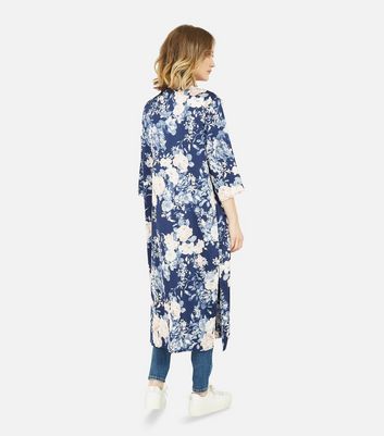 Click to view product details and reviews for Yumi Navy Floral Satin Kimono New Look. Click to view product details and reviews for Yumi Navy Floral Satin Kimono New Look.