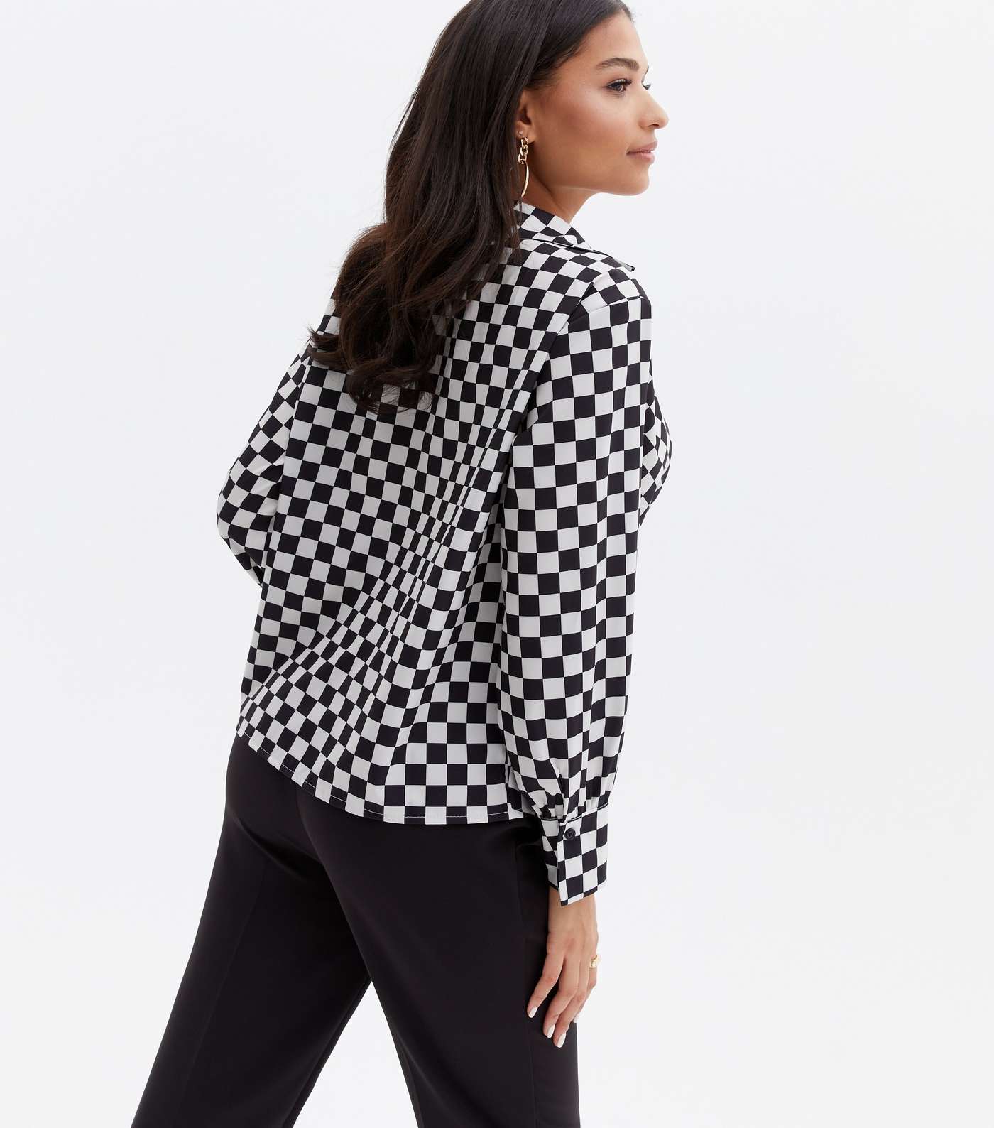 Cameo Rose Black Check Cowl Neck Long Sleeve Blouse Image 4