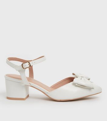 White bow sandals 2025 for womens