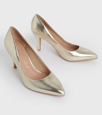 Gold peep toe shoes mid sale heel