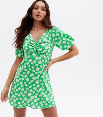 Green Floral Ruched Puff Sleeve Mini Dress