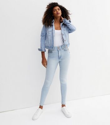 Light blue outlet skinny jeans outfit