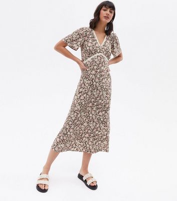 Elaine Brown Ditsy Floral Lace Trim Midi Dress | New Look