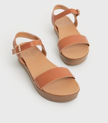 tan flatform sandals