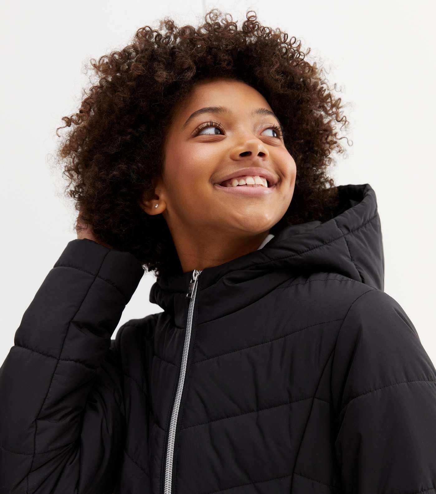 Girls Black Hooded Zip Puffer Jacket Image 3