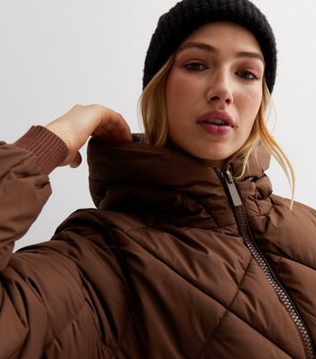 hooded puffer jacket brown