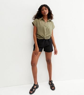 Olive Check Twist Front Short Sleeve Shirt New Look