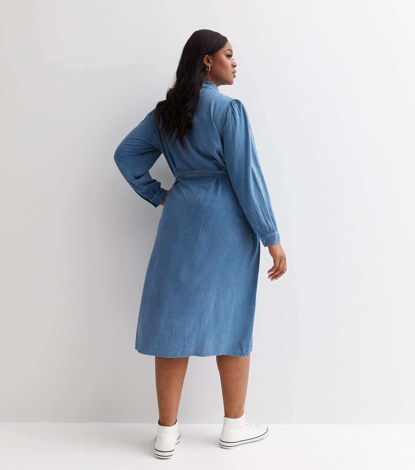Curves Blue Lightweight Denim-Look Midi Shirt Dress Image 4
