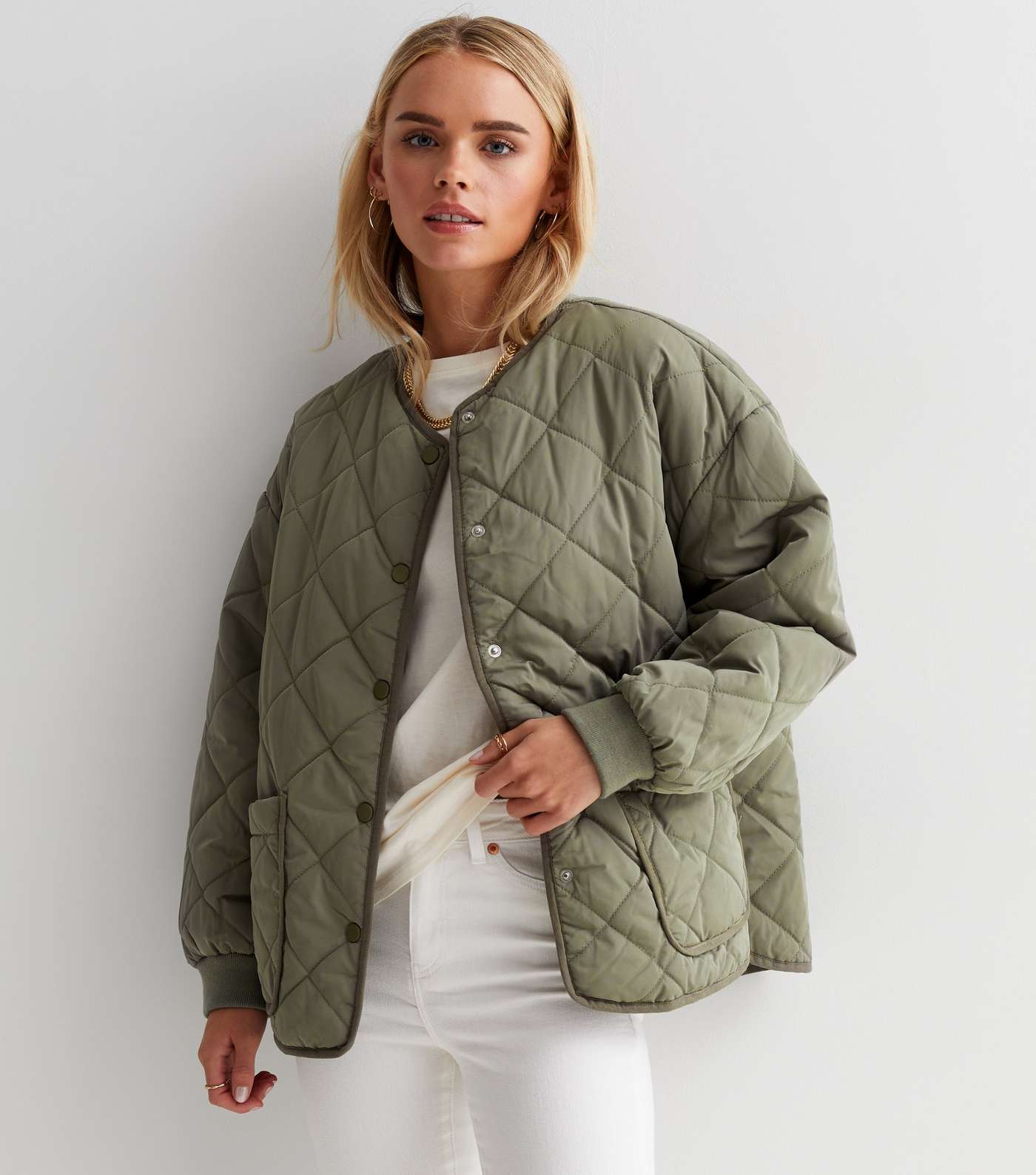 Petite Olive Quilted Collarless Jacket Image 3