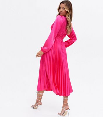 New look 2025 pink pleated dress