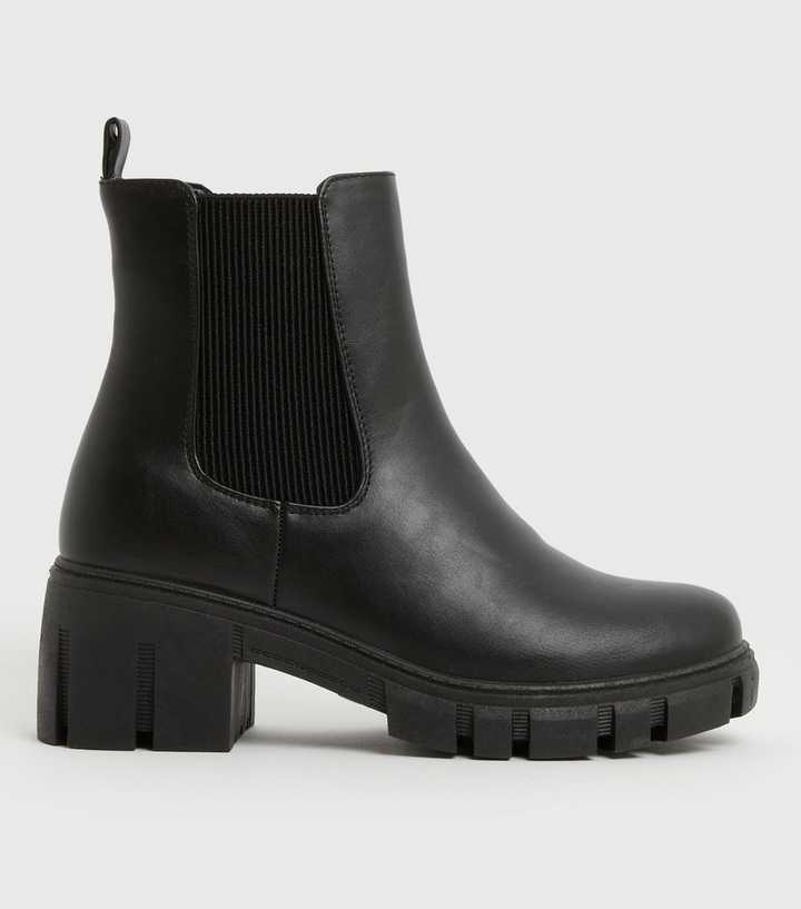 Black Block Heel Chelsea Boots | Look