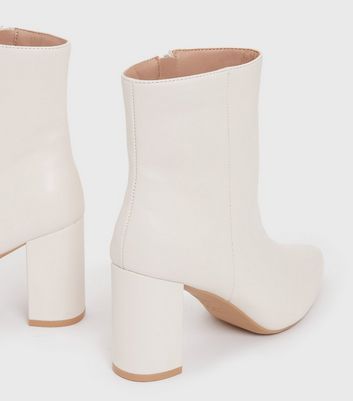 White heeled hot sale boots uk