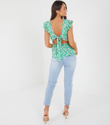 Click to view product details and reviews for Quiz Green Floral Tie Back Peplum Top New Look.