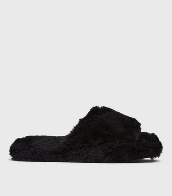 Black Faux Fur Slider Slippers New Look