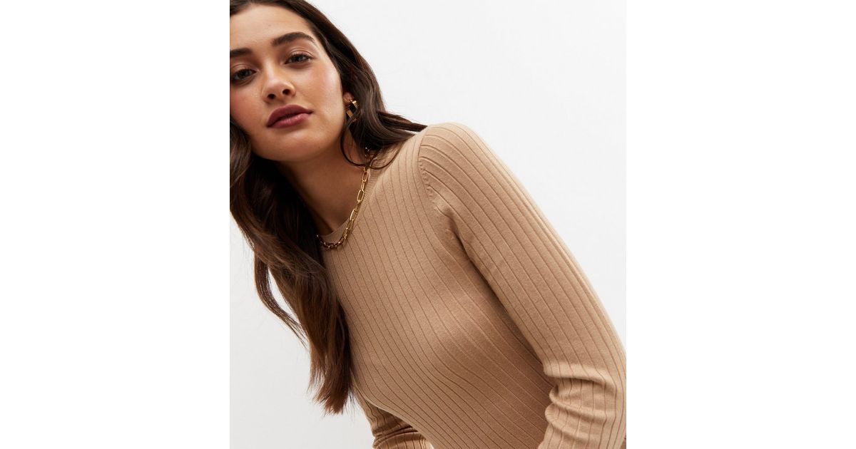 5447 Camel Pocket Detailed V Neck Jumper