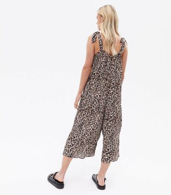 Leopard print store jumpsuit petite