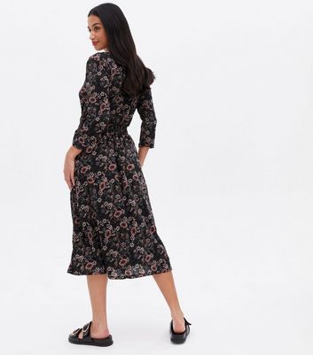 Damen Bekleidung ONLY Petite Black Floral Jersey Wrap Dress