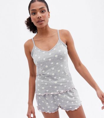 Light Grey and Short Pyjama Set with Daisy Print | New Look