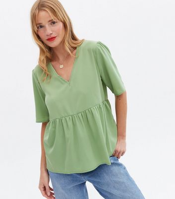 Damen Bekleidung JDY Green V Neck Peplum Top Damen Bekleidung JDY Green V Neck Peplum Top