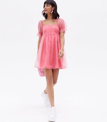 hot pink organza puff sleeve smock dress