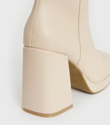 Ankle boots sale new on sale look