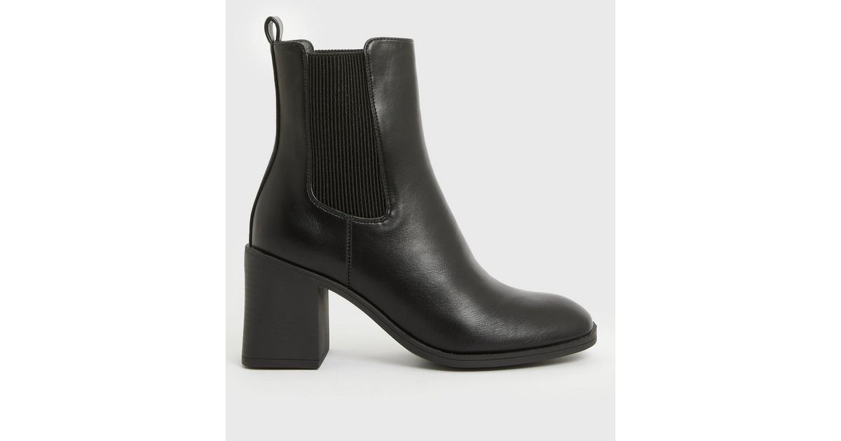 Black Leather-Look Block Heel Chelsea Boots | New Look