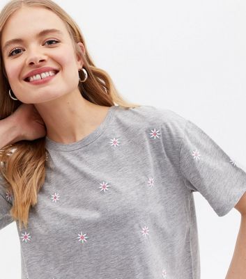 Grey Daisy Embroidered Boxy T Shirt New Look