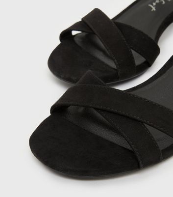 Flip flops outlet with small heel