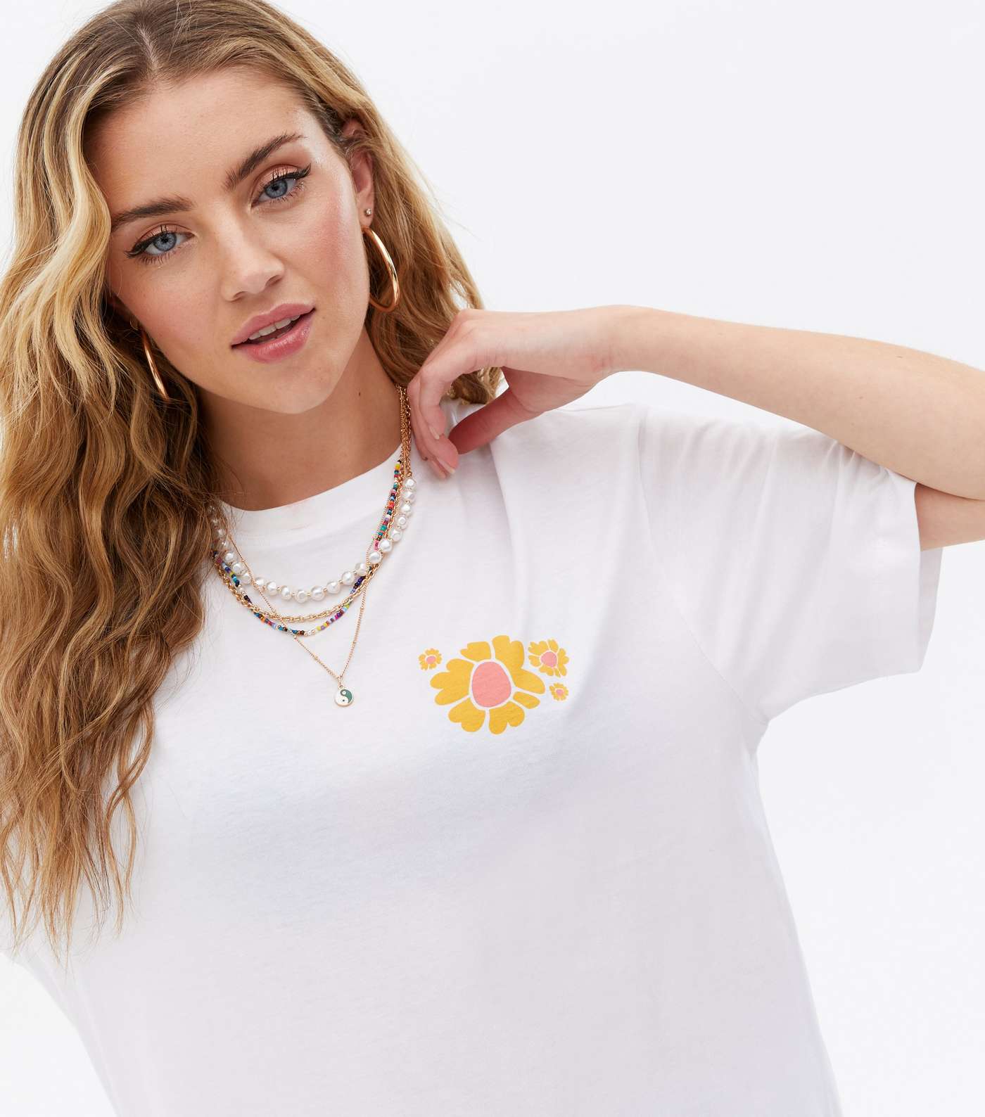 White Floral Lost in a Vibe Back Logo T-Shirt   Image 2