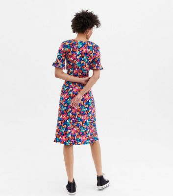 Click to view product details and reviews for Blue Vanilla Blue Floral Cut Out Bow Front Midi Dress New Look.