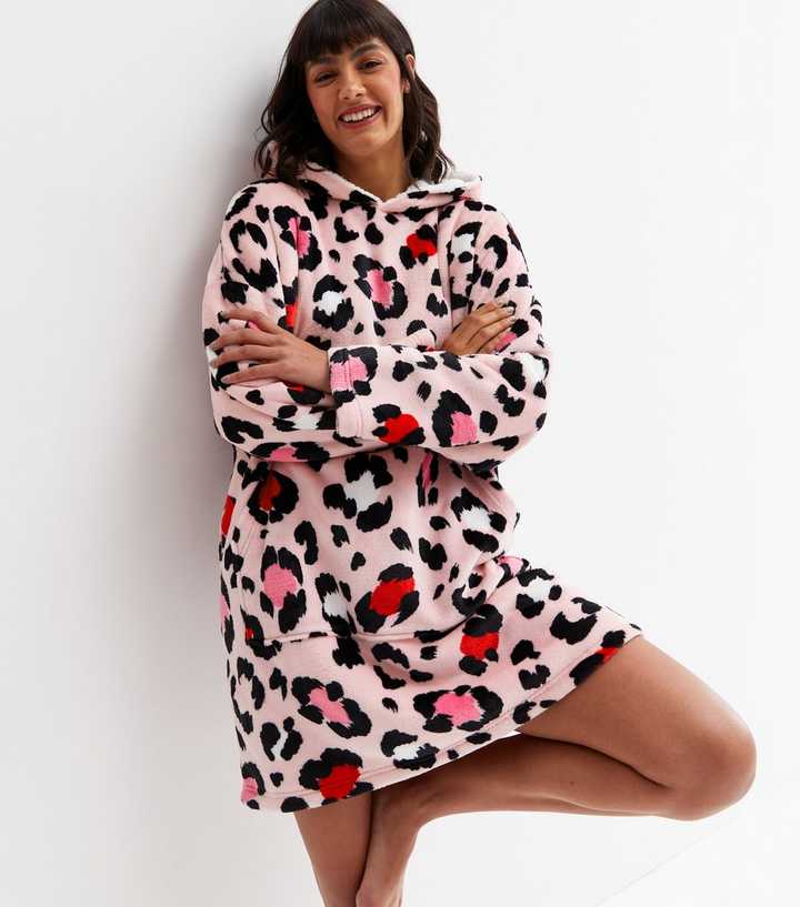 Pink Leopard Print Fleece Oversized Blanket Hoodie | New Look