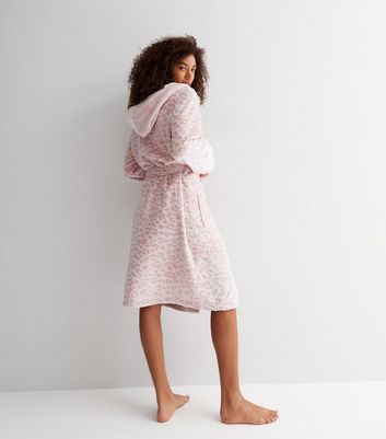 Pink Leopard Print Fluffy Hooded Dressing Gown New Look