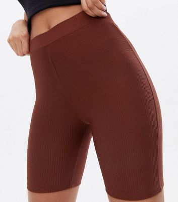 dark brown bike shorts