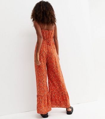 ASOS Damen Kleidung Jumpsuits Shirred strap wide leg jumpsuit in floral print 