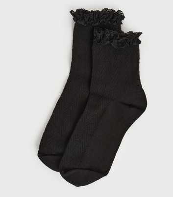 Black Cable Knit Frill Socks