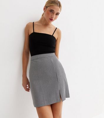 Black Check Split Hem Mini Skirt | New Look